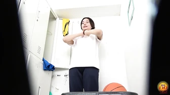 DLEE-822 04 Private shower secret pee