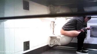 Hot Girls In Student Toilet 2