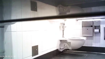 Hot Girls In Student Toilet 2