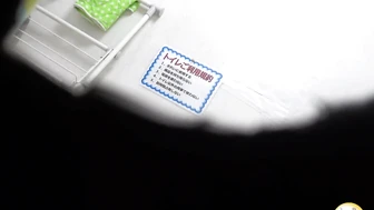 DLSL-658 03 Station toilet: High-speed peeing just before the last train