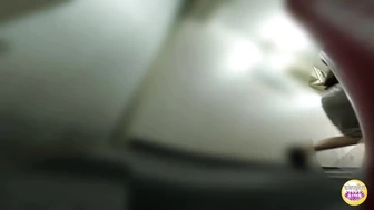 DLSL-658 03 Station toilet: High-speed peeing just before the last train