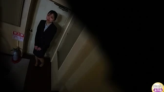 DLSL-657 02 Pleasure-filled holy water leaking woman. A special fetish for incontinence