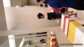 D0084 - Chinese Party Girls Desperate Queue 3 (Part 2)