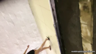 F0031 - Following Desperate Girls Searching for Toilet