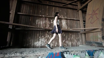 Mery Secret - Pissing Scene