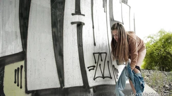 Lola Desire - Pissing Scene