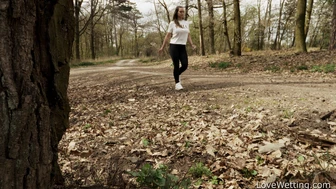 Naomi Bennet - Pissing Scene