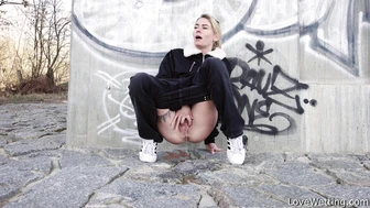 Claudia - Pissing Scene