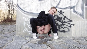 Claudia - Pissing Scene