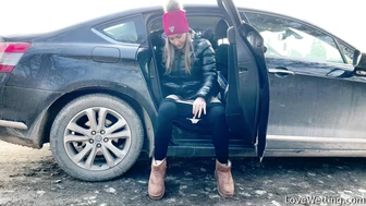 Naomi Bennet - Pissing Scene