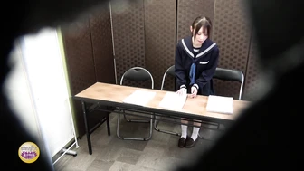 DLSL-642 04 The hard decisions of the female students who have been trapped! Unstoppable urination