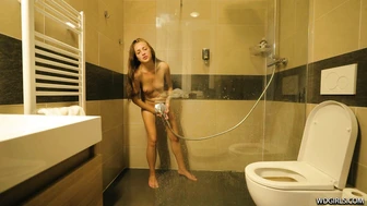 Lola - May 20, 2025 (Part 2), LoveWetting, PissRIP