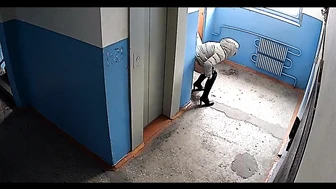 Public Voyeur Pissing Compilation 13