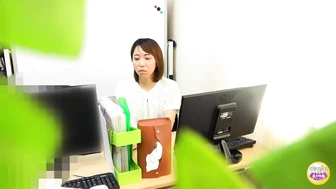 DLSL-663 03 Hidden Camera in the Office: Stuck in the Toilet and Leaking Pee