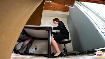 DLSL-663 05 Hidden Camera in the Office: Stuck in the Toilet and Leaking Pee