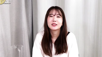 OJHI-786 02 Extreme Urination in a Western-Style Toilet: Buttocks Edition 2 - Buttocks Viewed Through a One-Way Mirror