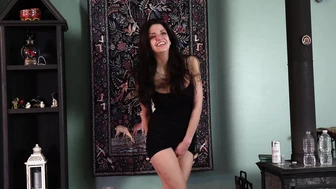 Jasmine's To Pee Or Not To Pee