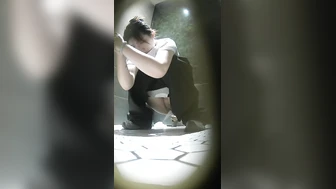 Multiple White Tiger Ladies