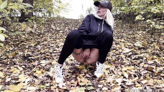 Claudia - Pissing Scene
