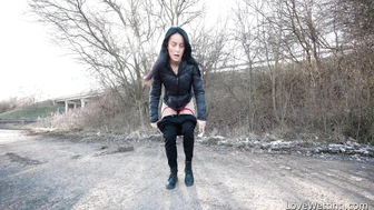 Lexi Dona - Pissing Scene