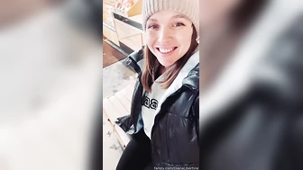 peestella - Pissing Compilation 01