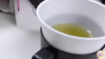 DLSL-291 02 New office lady who just took a diuretic. She wants to urinate but her boss won't allow it