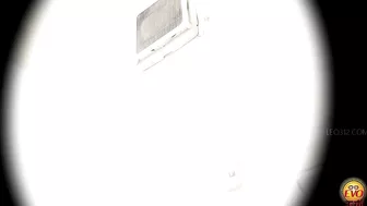 DLEE-512 02 In-house voyeur on the verge of bladder collapse. Pee accumulated during work!