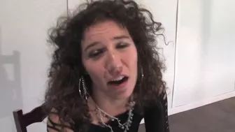 Sativa Verte Waits & Pees For 5 Minutes