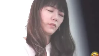 DLEE-307 01 Women lining up to pee in popular public toilet VOL 3