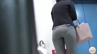 DLSL-226 01 Embarrassing wetting situations with beautiful girls