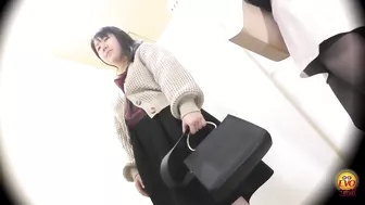 DLEE-363 03 Toilet voyeur - girls barely holding their pee while waiting at the private room door