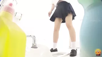 DLEE-508 06 Schoolgirls and OL's drinks mixed with powerful diuretic and that makes them urinate in various places.