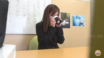 DLSL-235 01 Thirsty women trapped with urination urge during job interview, JAV Collection, DesperVids DLSL-235 01 Thirsty women trapped with urination urge during job interview, JAV Collection, DesperVids