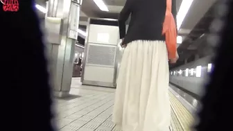 DLFF-027 03 Subway station toilet rush