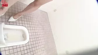 DLFF-027 04 Subway station toilet rush