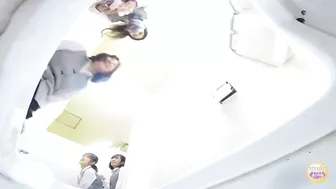 DLSL-522 01 Group of office ladies enduring urge to piss during the meeting and fighting for the turn to pee in the toilet