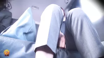 DLEE-552 04 Humiliating peeing as a result of car confinement and diuretic. Women fall victims of their evil seniors