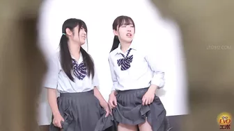 DLEE-609 03 Schoolgirls bladder failures in front of the toilet door