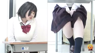 DLEE-614 02 Drinks mixed with powerful diuretic and that makes girls urinate in various places. VOL. 2