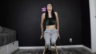 Desperate Wet in SweatPants, Amateur Collection, DesperVids Desperate Wet in SweatPants, Amateur Collection, DesperVids