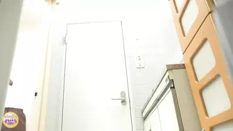 DLSL-554 02 Daily lives of the busy female office workers: OLs in piss leaking situations