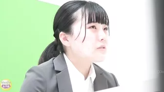 DLSL-549 03 Pressure interview, urination endurance and last-minute maximum urination