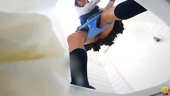 DLEE-664 04 She wet herself a little bit and ran to the toilet. Schoolgirl's embarrassing peeing situations at school