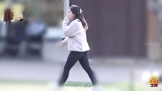 DLEE-676 03 Girls walking around outdoor leisure facilities and peeng on Japanese style toilet