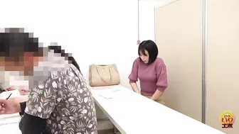 DLEE-703 01 Pee leaked during a seminar. Female college student edition. VOL. 2