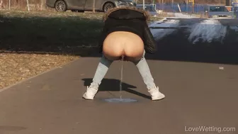 Miky Love - Pissing Scene, SifangKTV, PissRIP