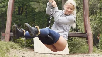 Licky Lex - Pissing Scene