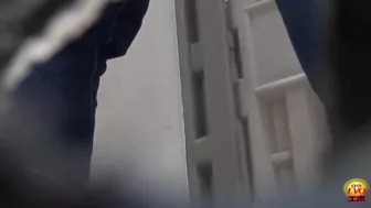 DLEE-049 03 Peephole voyeur: women peeing and farting dirty in public toilet