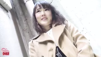 DLFF-273 02 Seduction and peeing temptation on public streets and back alleys