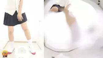 DLEE-260 01 Schoolgirls pissing during break time